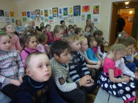 18 апреля 2018 г.для воспитанников детского сада "Улыбка" в ДШИ №15 состоялась обзорная выставка и концерт учащихся "Первоапрельская котовасия"
